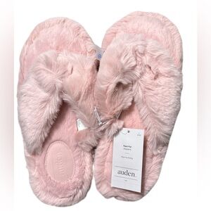 Auden Pink Fuzzy Faux Fur House Slippers Size 9/10 NWT